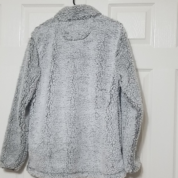 Pullover jacket - Picture 3 of 3